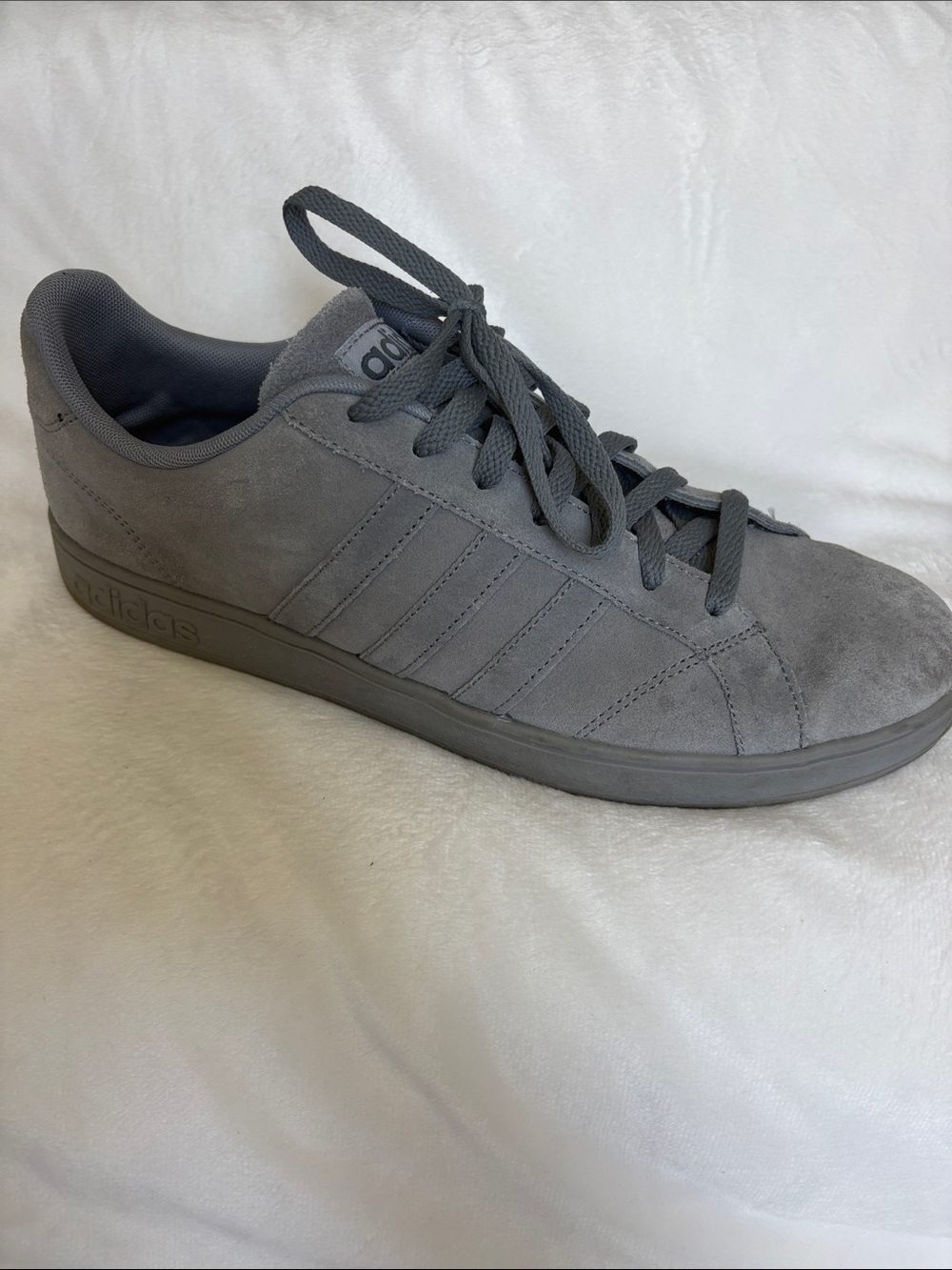 adidas Men’s Gray Suede Low-Top Sneaker